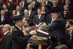 The University of Helsinki awarded Detlef Weigel an honorary doctorate. Image: Pekka Lähteenmäki